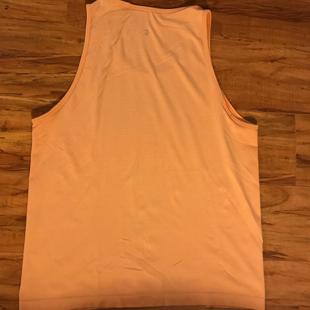 Lululemon metal vent tech tank